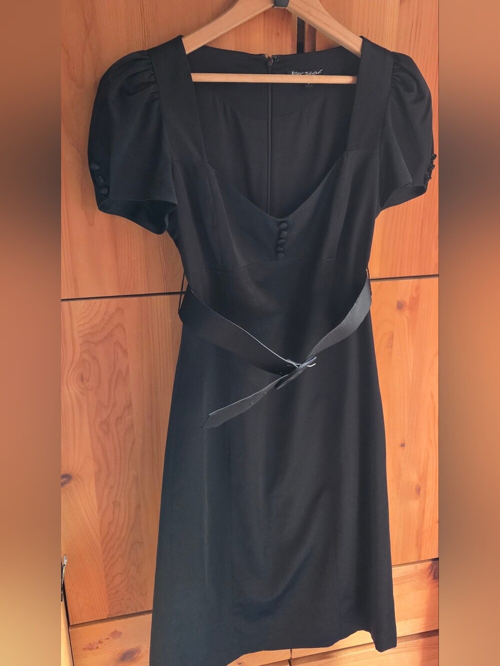 Betsey Johnson Black Silk Puff Sleeve Sweetheart Neckline Dress Size 6
